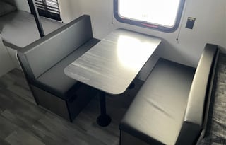 2024 Bunkhouse Camper Sleeps 5 Perfect for Camping