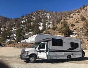 Coachmen RV Freelander 23FS Ford 350