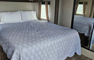 2016 Forest River Vibe HAL 1597