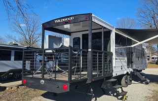Bunkhouse with a Patio!
