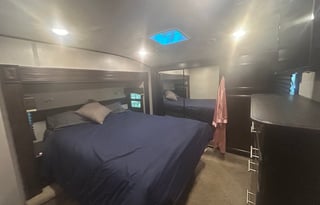 Luxury Fifth Wheel - Your Home Away From Home