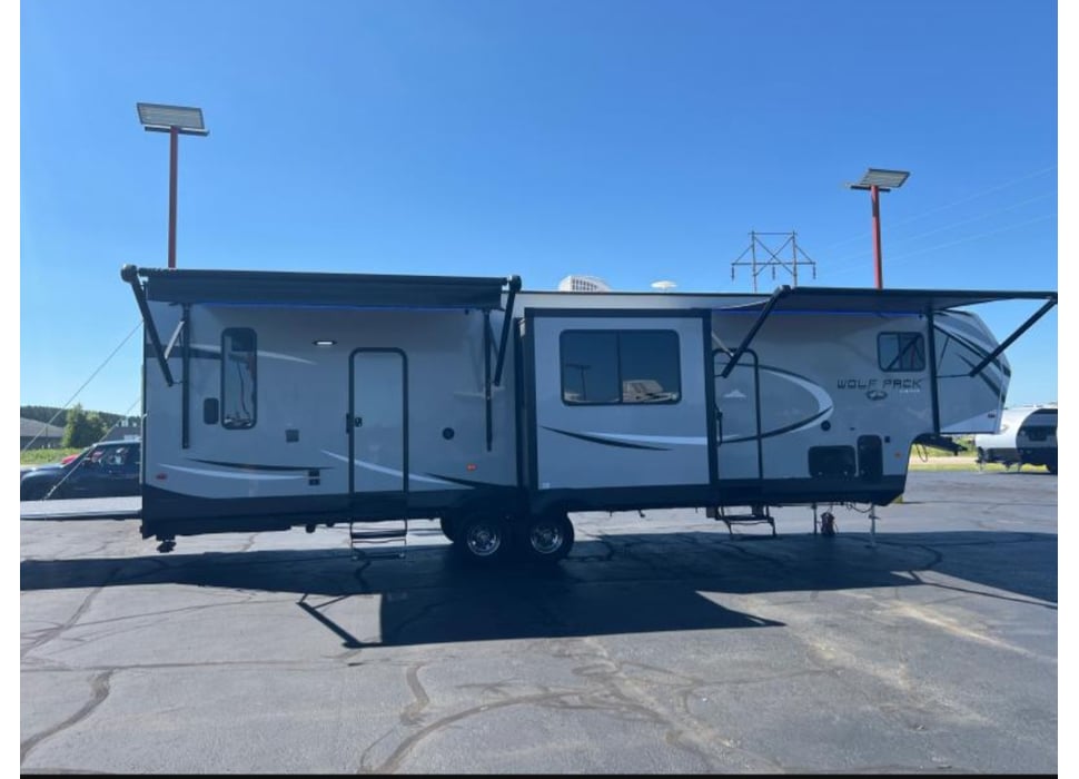 Fifth Wheel rentals in LA CROSSE