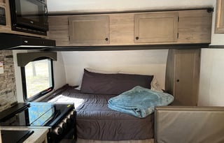 2024 Sunset Park Sun Lite 16BH Sport