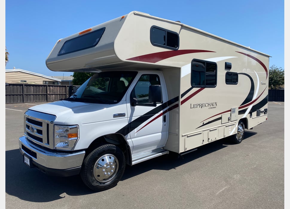 Class C Motor Home rentals in McClellan Park