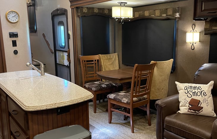 Eat-in kitchen and island