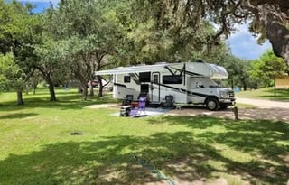 2021 Coachmen 30' of Roadtrip Comfort!
