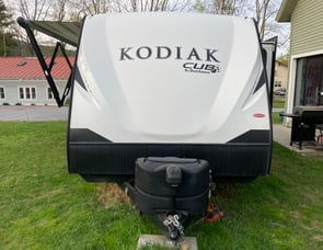 Dutchmen RV Kodiak Cub 198BH