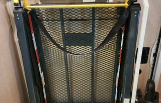 (2008 Winnebago Vectra) The Johnson's Road Coach