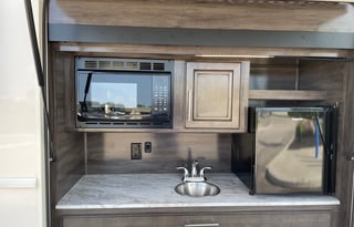 2021 Holiday Rambler Admiral 34J Bunkhouse