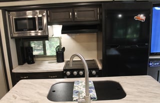 2020 Coachmen RV Spirit Ultra Lite 3379BH