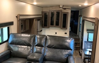 2018 Forrest River Heritage Glenn LTZ 372RD