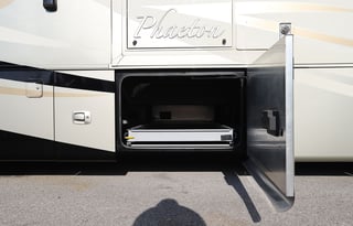 2012 Tiffin Motorhomes Phaeton 40 QBH