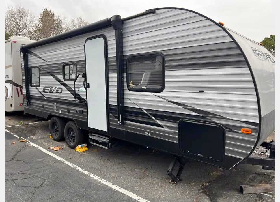 Travel Trailer rentals in Oxnard