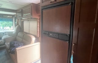 Pirate Life Land Boat: Pet and kid friendly camper