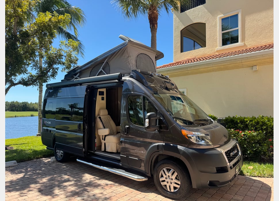 Class B Camping Van rentals in PUNTA GORDA