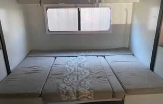 Mold Free & Family Ready! Lightweight 29’ Trailer.