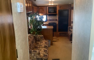 Leaf Grove RV  2009 Keystone Springdale