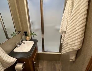 Winnebago Spirit 22M