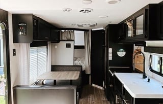 2021 29 ft Grey Wolf Travel Trailer Camper 26DJSE