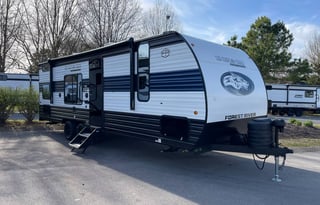 Fully Stocked Grey Wolf Bunkhouse by Rob's Rec