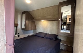 2019 Dutchmen RV Coleman Lantern Series 244BH