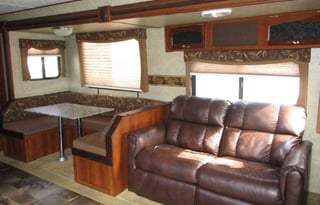 2015 Prime Time Avenger 28RKS