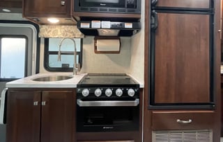 Easy Alaska RV for Couples & First-Timers