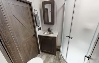 AGA 10 - 2021 Forest River RV XLR Hyper Lite 2815