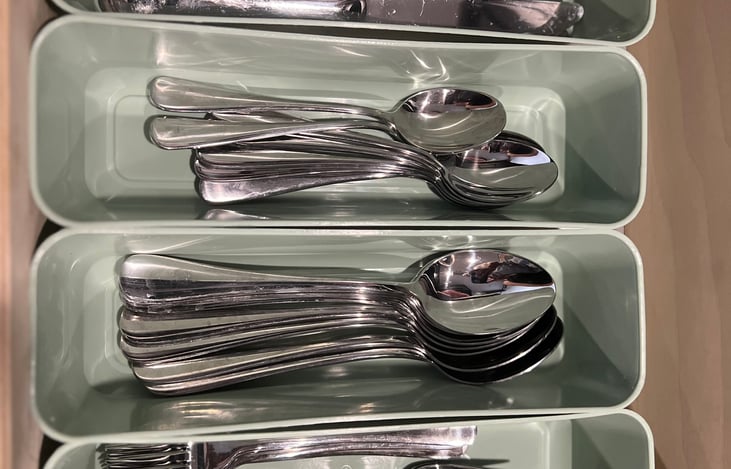 Our trailer comes with cutlery, there are (8) sets of forks, knifes, and spoons.