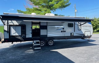 2021 Forest River RV Cherokee Alpha Wolf 26RB-L