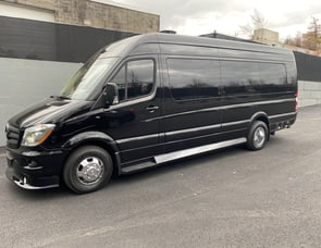 Midwest Automotive Designs Daycruiser D6