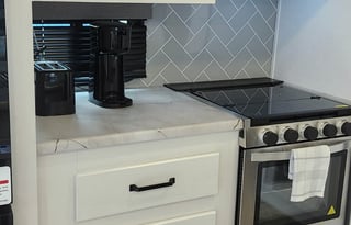 Holidays are here Book early 3 ACs, 2 Bathrooms!!!