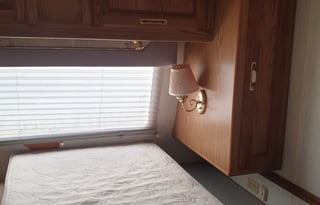 1999 Holiday Rambler Aluma Lite 31BHDS