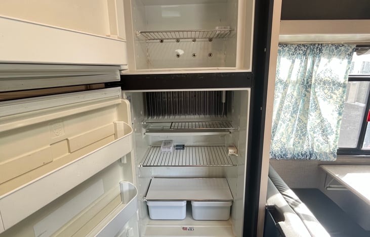 Spacious refrigerator and freezer