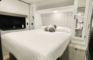 2022 Keystone Hideout