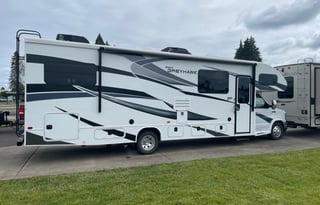 2022 Jayco Greyhawk 31F - Sleeps 10, Pets OK!
