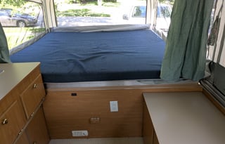 2002 Coleman Sedona Pop up