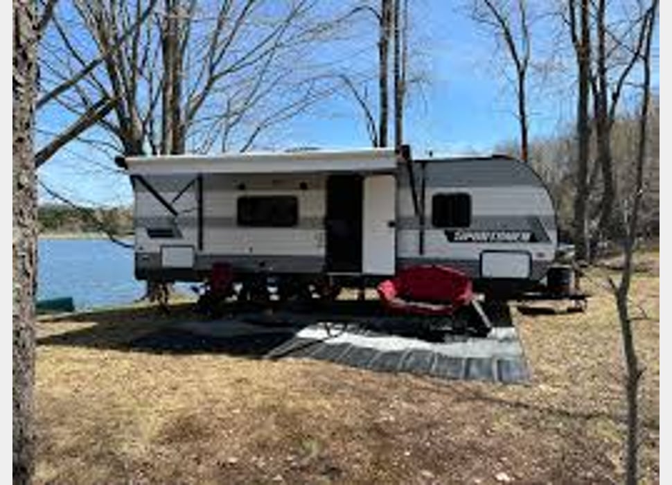 Travel Trailer rentals in White City