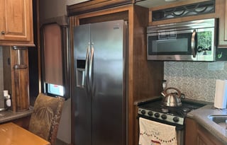 Heartland Big Country 3800FL Fifth Wheel Sleeps 6!
