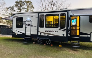 2018 Keystone RV Carbon 357