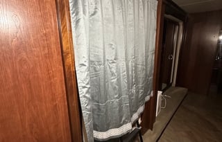 Let's Cruise with this Fleetwood Bounder Class A