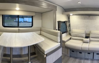 2024 BRAND NEW!! Coachmen Catalina 184BHS