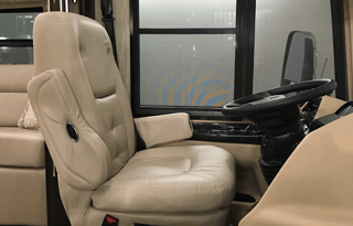 BLACK-OUT custom coach! RARE triple bunk.