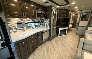 2020 Fleetwood Bounder 35K