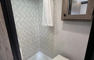 2027 Sunlite 13BH LTD Sleeps 4