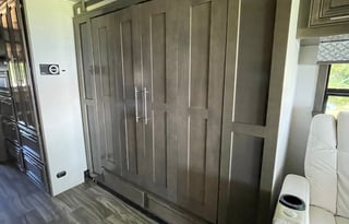 Sam & Kate’s Kid Approved RV Rental w/2 bathrooms