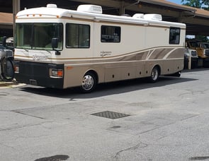 Fleetwood RV Discovery 36Q