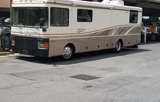 1998 Fleetwood RV Discovery 36Q