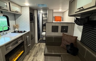 Shooting Starr Camper