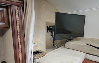 2014 Thor Motor Coach Four Winds Super C 33SW